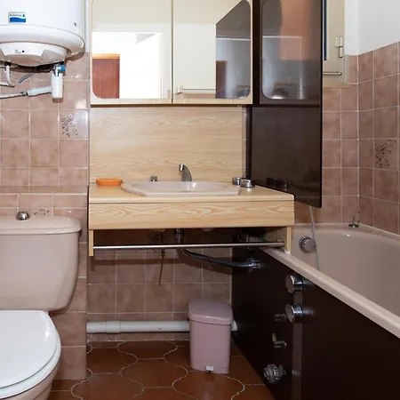 T2 Pour 4 Pers, Bord De Mer, Clim, Parking - Fr-1-803-13