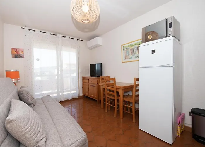 Apartman T2 Pour 4 Pers, Bord De Mer, Clim, Parking - Fr-1-803-13 Le Lavandou